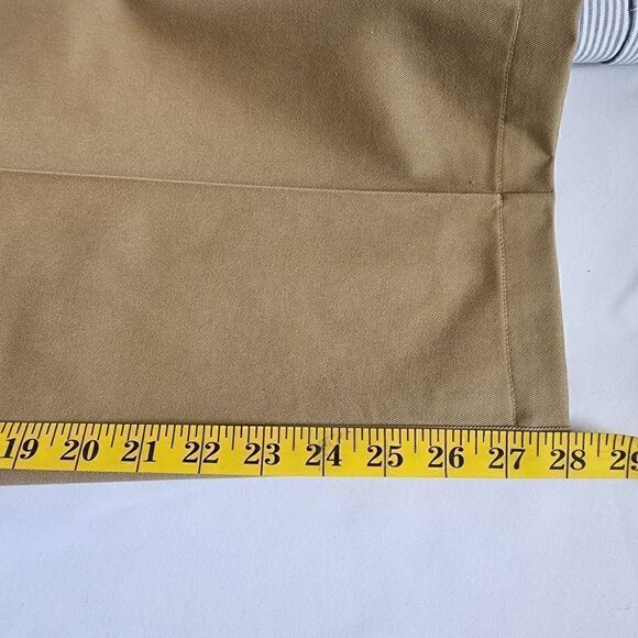 L.L. Bean Men's Wrinkle-Free Double L® Chinos,  Classic Fit Pleated Size 37x28 D - Picture 7 of 9
